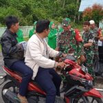 Koramil 414-04/Membalong dan Persit KCK Berbagi Takjil Buka Puasa