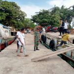 Babinsa Koramil 414-04/Membalong Lakukan Pemantauan di Pelabuhan Teluk Gembira