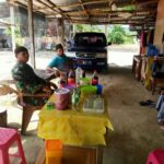 Jalin Silaturahmi di Saat Lebaran, Babinsa 04/Membalong Anjangsana dengan Warga Binaan