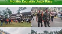 Babinsa Monitoring Aksi Unjuk Rasa Masyarakat di Kantor Bupati dan DPRD Belitung