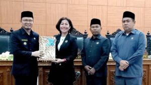 Tiga Raperda Disahkan, Algafry Harap Bateng Lebih Maju