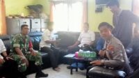 Jalin Keharmonisan, Babinsa Komsos dengan Ketua BPD dan Kadus Desa Pulau Seliu