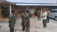 Mantapkan Penguatan Kapasitas Linmas, Babinsa Desa Perpat Berikan Materi PBB