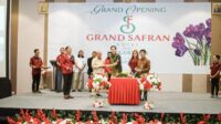 Molen Hadiri Grand Opening Grand Safran Hotel