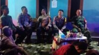 Pastikan Aman, Babinsa Sungai Padang Monitoring Malam Resepsi
