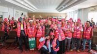 372 Jukir di Pangkalpinang Dapat Atribut Warna Pink