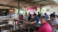 Anggota Koramil 414-05/Kelapa Kampit Hadiri “Jumat Curhat” Polsek Kelapa Kampit