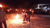 Danramil Manggar Pimpin Acara Api Unggun Perkemahan Akhir Tahun
