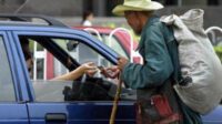 Gepeng Merajalela di Simpang Lampu Merah Ramayana, Pengguna Jalan Resah