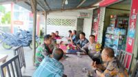 Komsos di Desa Binaan, Babinsa Himbau Warga Tentang Kamtibmas