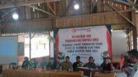Babinsa Sijuk Hadiri Pelantikan dan Pengambilan Sumpah Janji Pengawas Tempat Pemungutan Suara 