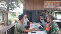 Jaga Keharmonisan dan Kebersamaan, Babinsa Desa Jangkar Asam Gelar Komsos dengan Karyawan PT Timah dan Warga Binaan