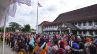 Ribuan Warga Serbu Pasar Murah di Kantor Bupati, Satu Paket Hanya Rp 102 Ribu
