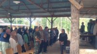 Wakili Danramil Kelapa Kampit, Kopda Bintoro Hadiri Rapat Pengawasan Logistik Pemungutan dan Penghitungan Suara
