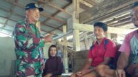 Jaga Solidaritas, Babinsa Koramil 04 Membalong Komsos Dengan Warga