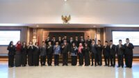 Lantik 17 Kepala Sekolah dan 6 Pengawas Sekolah, Pj Gubernur Babel Harap Mampu Mengemban Amanah dengan Baik
