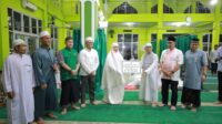 Safari Ramadhan Kedua di Masjid Jami Al-Ihsan, Pemkot Pangkalpinang Serahkan Bantuan Dana Hibah Rp 50 Juta 