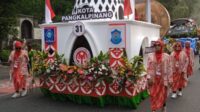 Mobil Hias Ikon Kota Pangkalpinang Tampil di Pawai HUT Dekranas ke-44 di Solo 