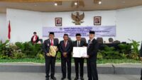 Pj Bupati Haris Hadiri Rapat Paripurna Persetujuan Dua Raperda