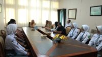 Pj Wali Kota Lusje Beri Motivasi Calon Paskibraka 