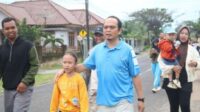 Ikuti Jalan Sehat di Desa Benteng, Algafry Apresiasi Semangat dan Kekompakan Masyarakat