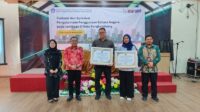 Dinas Kominfo dan KIM Terima Penghargaan Pengutamaan Bahasa di Pangkalpinang