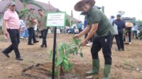 Pj Gubernur Babel Ajak Warga Tanam Pohon untuk Masa Depan yang Lebih Hijau