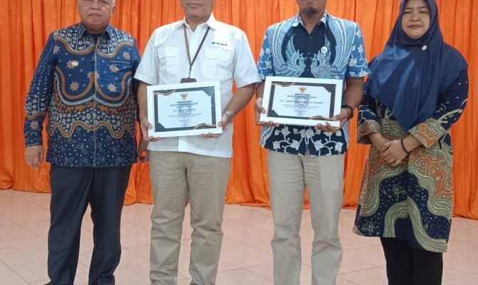 PT Timah Terima Penghargaan atas Kontribusi Pajak PBB Terbesar di Bangka Barat