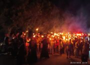 Meriah! Ribuan Warga Air Itam Padati Jalan Sambut Ramadhan dengan Pawai Obor