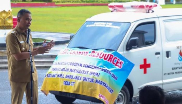 Pemkab Bangka Terima Dua Unit Ambulan