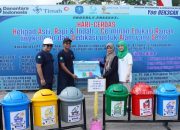 PT Timah Serahkan Tong Sampah ke SDN 1 Pemali, Edukasi Siswa Soal Sampah Sejak Dini