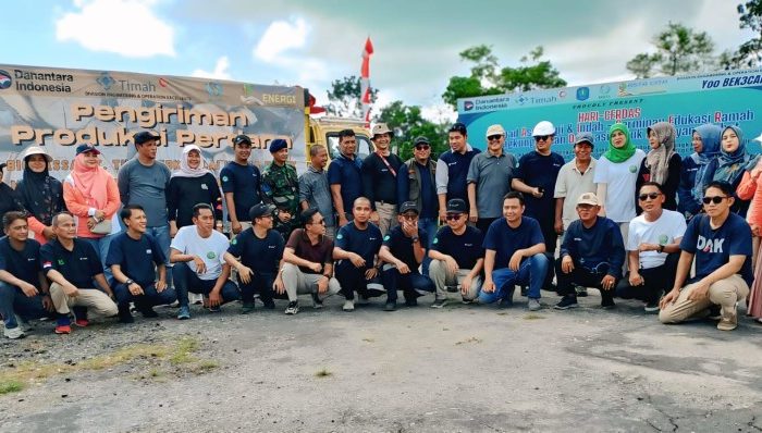 Lewat Kerja Bakti “Hari Cerdas”, Polman Babel Dukung Pengembangan Heliped Balai Karya