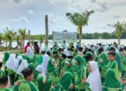 PT Timah Ajak Siswa MIN 1 Bangka Tanam 300 Mangrove di Kolong Buntu