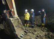 Pasca Kecelakaan Tambang Mitra Usaha, PT Timah Dampingi Evakuasi dan Santuni Keluarga Korban