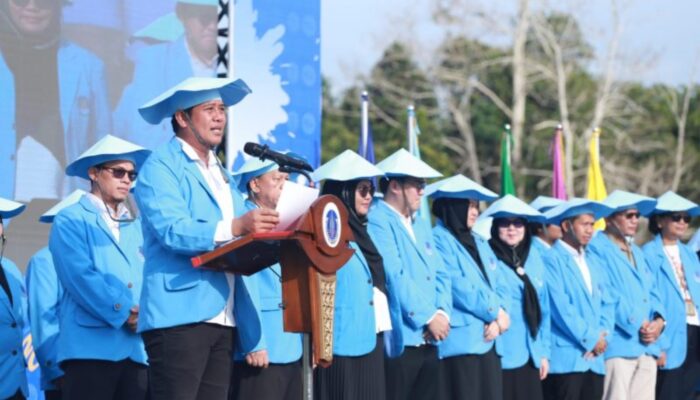 PKKMB 2025 UBB Resmi Dibuka, Rektor Dorong Mahasiswa Jadi Generasi Adaptif dan Kreatif