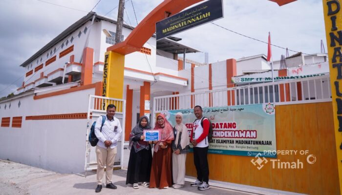 PT Timah Tbk Serahkan Bantuan Pembangunan Masjid di Yayasan Khodijah Center Madani