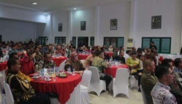 Serah Terima Jabatan Danrem 045/Garuda Jaya, Bupati Bateng Sampaikan Apresiasi dan Harapan