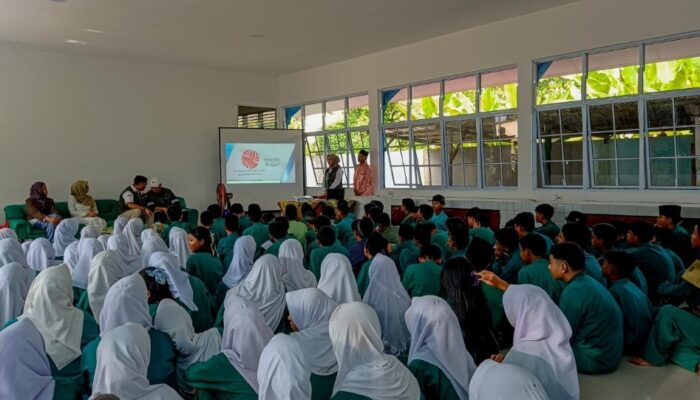 PT TIMAH Tbk Edukasi Pelajar di Karimun Tentang Bahaya Bullying
