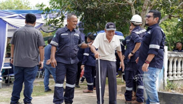 Konsisten Bantu Kesehatan Warga, PT TIMAH Tbk Salurkan Bantuan untuk Lansia di Bangka Barat