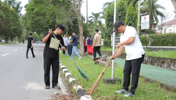 Jumat Bersih, ASN Pemprov Babel Tunjukkan Kekompakan