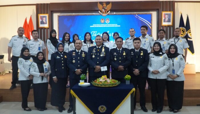 Momentum HBI ke-76, Imigrasi Bangka Belitung Gelar Syukuran dan Layanan Paspor Simpatik