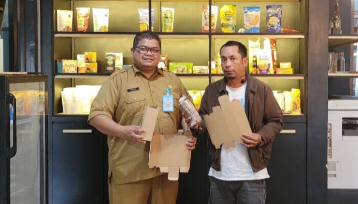 SMSI Bangka Kembangkan Gula Kelapa “Pulau 3”, Ajukan Desain Kemasan ke Rumah Promosi