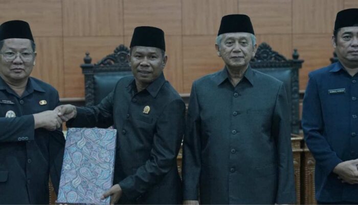 Pemkab Bangka Tengah Ajukan 3 Raperda Baru, Termasuk Aturan Pemilihan Kepala Desa