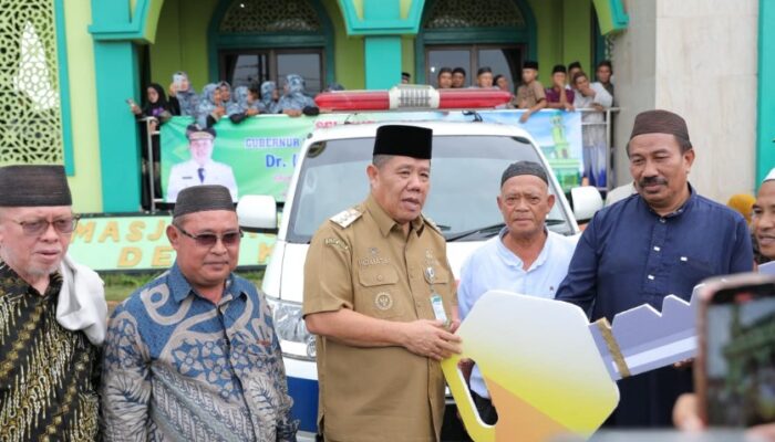 Gubernur Babel Serahkan Ambulans untuk Warga Kace, Perkuat Layanan Kesehatan Darurat