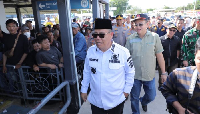 Tinjau Arus Mudik di Tanjung Kalian, Hidayat Arsani Dorong Perbaikan Pelayanan Penumpang