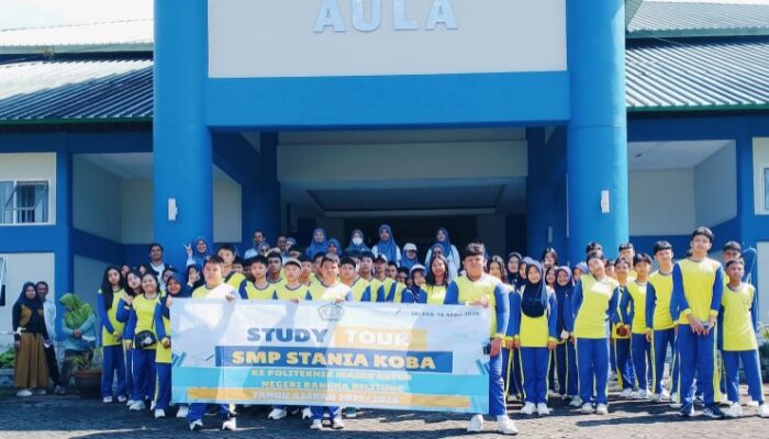 Puluhan Siswa SMP Stania Koba Kunjungi Polman Babel, Antusias Pelajari Dunia Perkuliahan