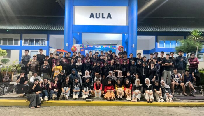 Perform 3 Euforia UKM Seni Polman Babel Meriah, Panggung Kreativitas Mahasiswa Penuh Energi