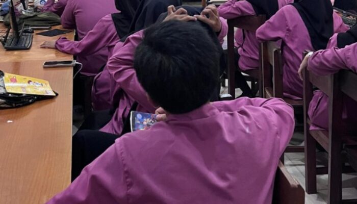Mahasiswa Polman Babel Dorong Siswa Pahami AI, Jangan Sekadar Pakai Tanpa Paham