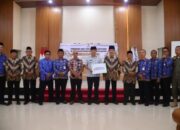 Bupati Bangka Bayar Zakat Mal Rp25 Juta ke Baznas, Ajak Pejabat dan Warga Ikut Menunaikan