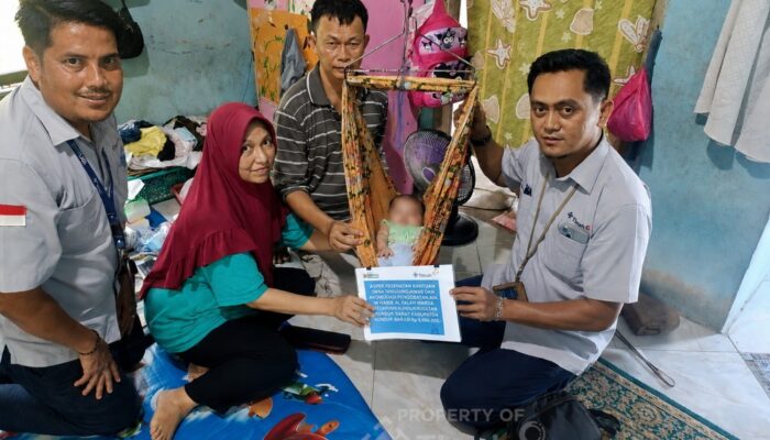 PT Timah Bantu Biaya Pengobatan Bayi Penderita Hirschsprung di Karimun